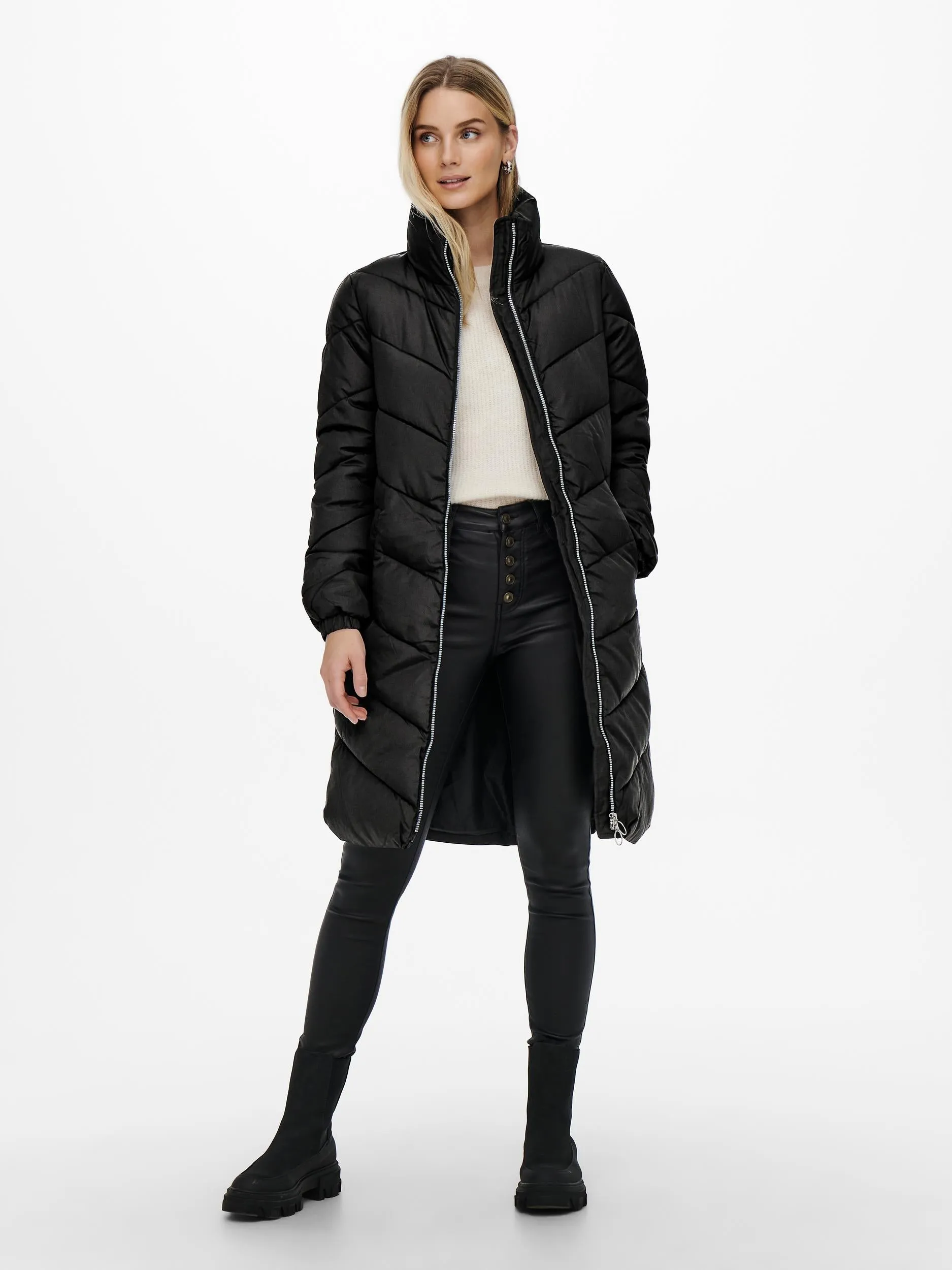 New Finno Long Padded Jacket - Black
