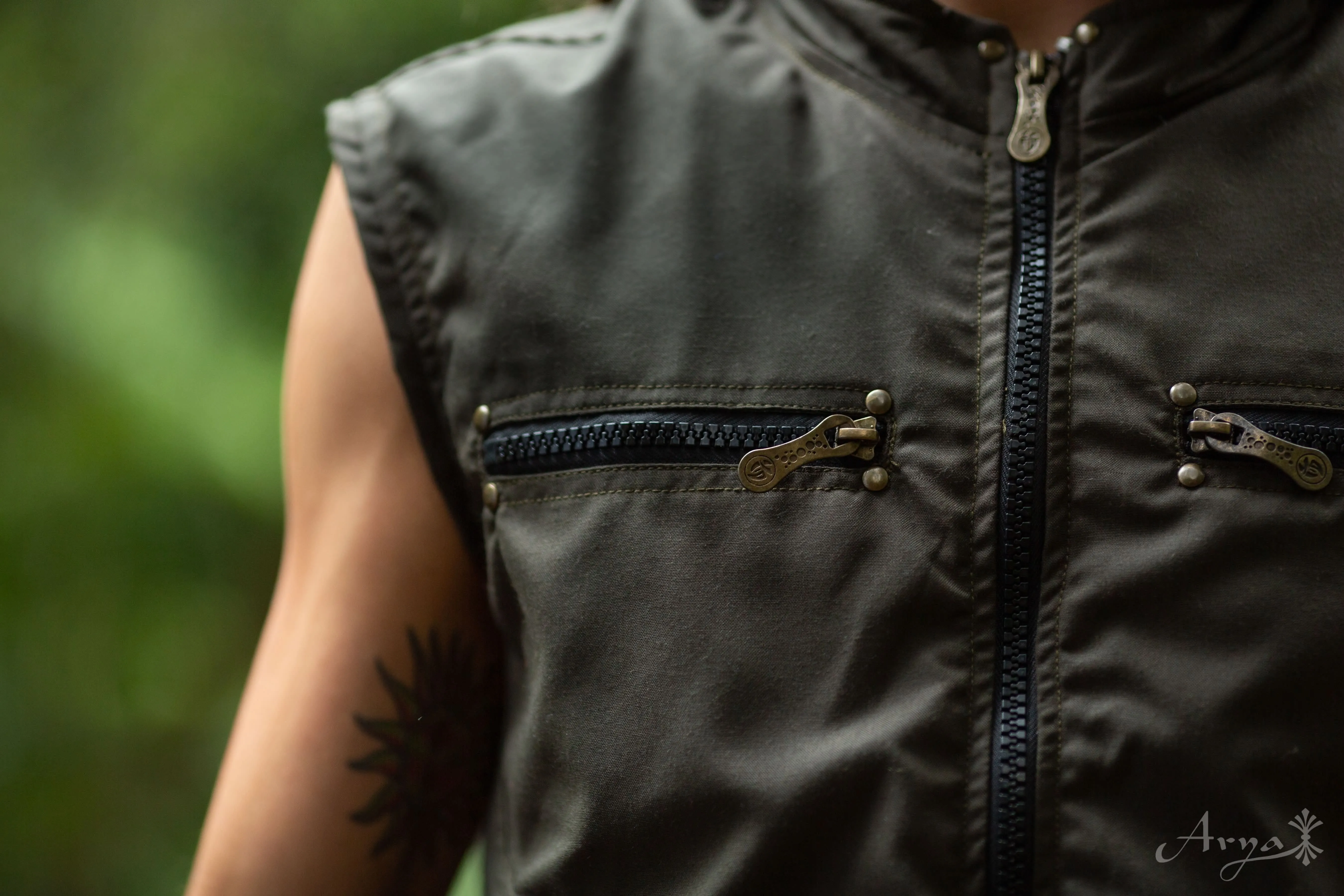 Pleiadian Vest - Olive